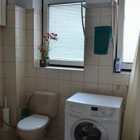 Apartment Tolek Warschau